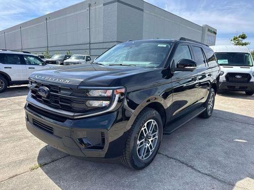 AGATE BLACK METALLIC 2026 Ford Expedition Active