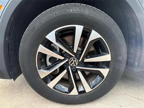 2024 Volkswagen Tiguan 2.0T S