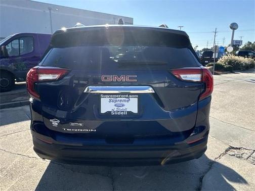 2022 GMC Terrain SLE