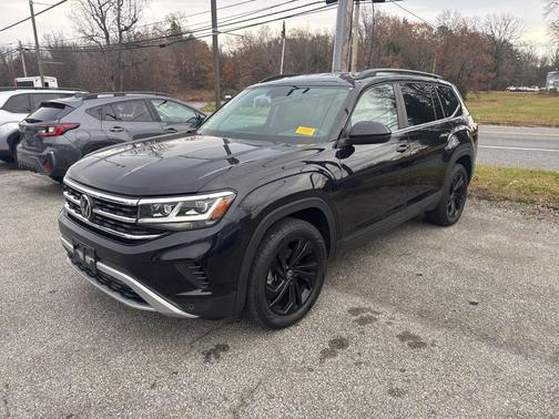 2023 Volkswagen Atlas 3.6L SE w/Technology