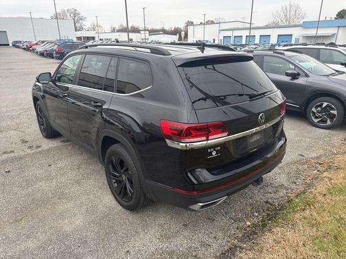 2023 Volkswagen Atlas 3.6L SE w/Technology