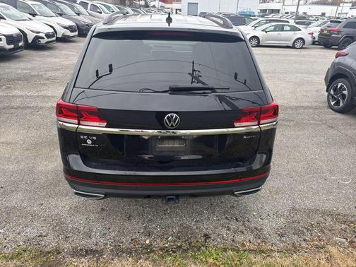 2023 Volkswagen Atlas 3.6L SE w/Technology