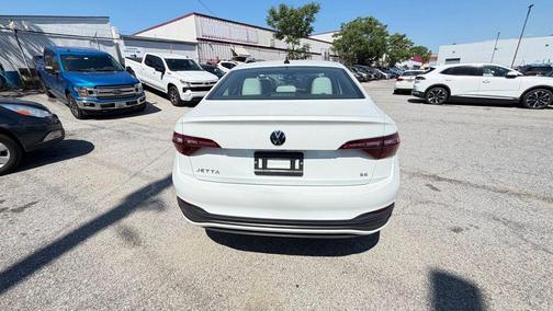 Opal White Pearl 2024 Volkswagen Jetta 1.5T SE
