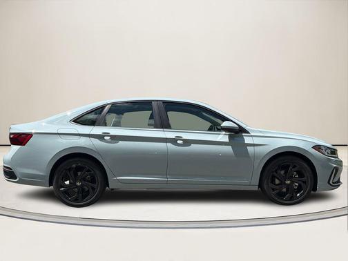 Gray 2026 Volkswagen Jetta 1.4T SE