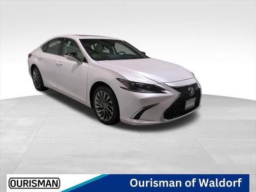 2024 Lexus ES 300h Ultra Luxury