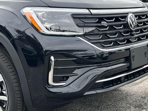 2026 Volkswagen Atlas 2.0T SEL Premium R-Line 4MOTION