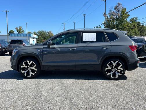 2023 Volkswagen Taos 1.5T SEL