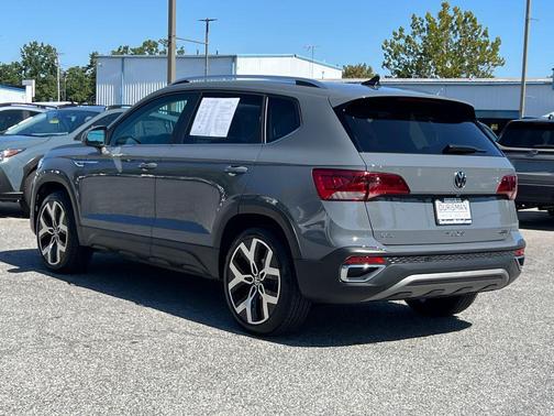 2023 Volkswagen Taos 1.5T SEL
