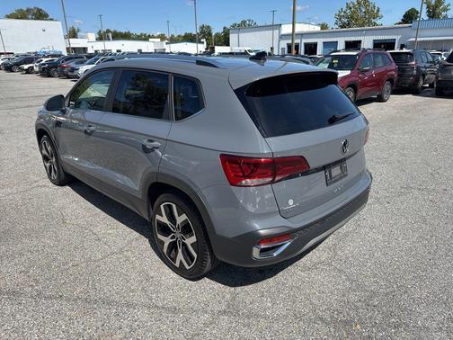 2023 Volkswagen Taos 1.5T SEL