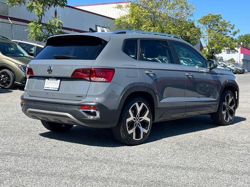 2023 Volkswagen Taos 1.5T SEL