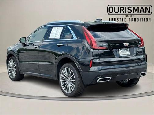 2025 Cadillac XT4 Premium Luxury