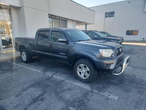 2015 Toyota Tacoma Base