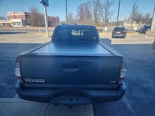 2015 Toyota Tacoma Base