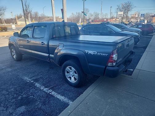 2015 Toyota Tacoma Base
