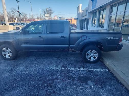 2015 Toyota Tacoma Base