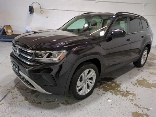 2023 Volkswagen Atlas 2.0T SE w/Technology 4MOTION