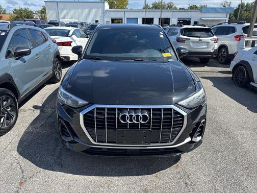2020 Audi Q3 45 S line Premium