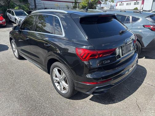 2020 Audi Q3 45 S line Premium