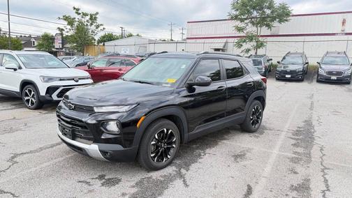 Mosaic Black Metallic 2021 Chevrolet Trailblazer LT