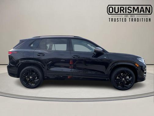 deep black pearl 2026 Volkswagen Tiguan 2.0T SE R-Line Black 4MOTION