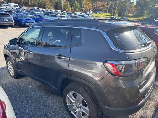 2022 Jeep Compass Latitude