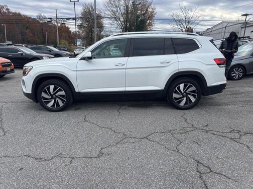 2024 Volkswagen Atlas 2.0T SEL