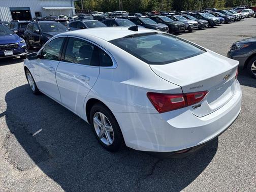 2022 Chevrolet Malibu 1LS