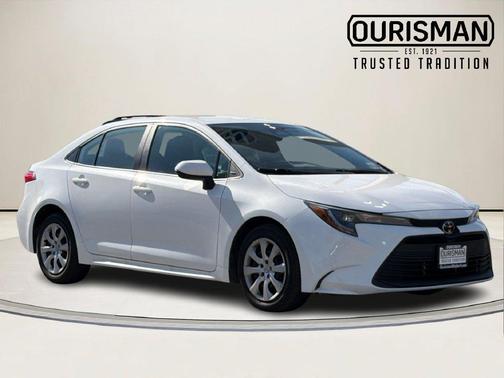 Ice 2024 Toyota Corolla LE