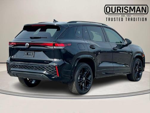 deep black pearl 2026 Volkswagen Tiguan 2.0T SE R-Line Black 4MOTION