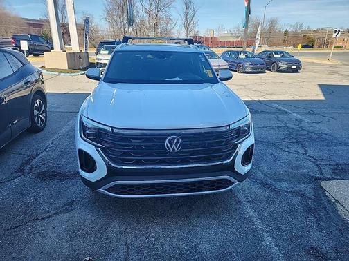 2024 Volkswagen Atlas Cross Sport 2.0T SEL