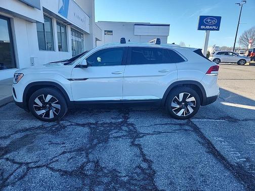 2024 Volkswagen Atlas Cross Sport 2.0T SEL