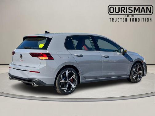 2025 Volkswagen Golf GTI 2.0T SE DSG