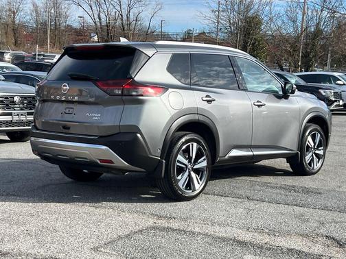 2021 Nissan Rogue Platinum