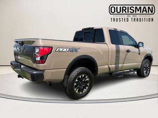 Baja Storm 2020 Nissan Titan PRO-4X