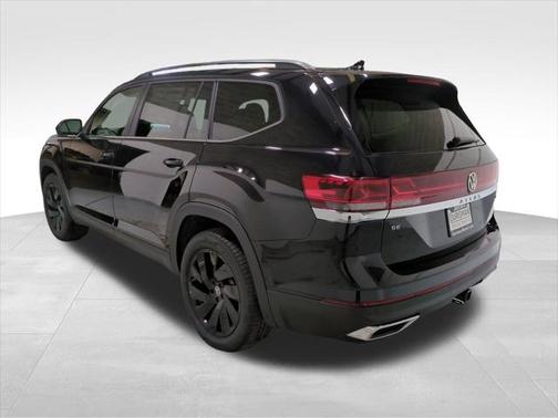 2025 Volkswagen Atlas 2.0T SE w/Technology 4MOTION