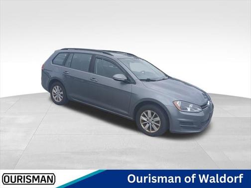 2015 Volkswagen Golf SportWagen TSI S 4-Door