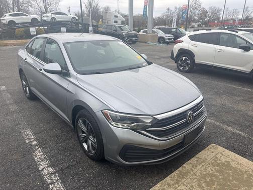 2024 Volkswagen Jetta 1.5T SE