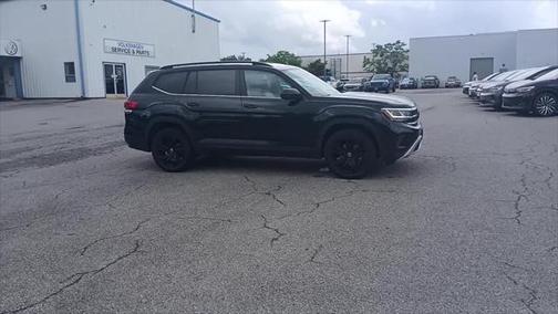 2023 Volkswagen Atlas 3.6L SE w/Technology