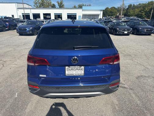 2024 Volkswagen Taos 1.5T SE