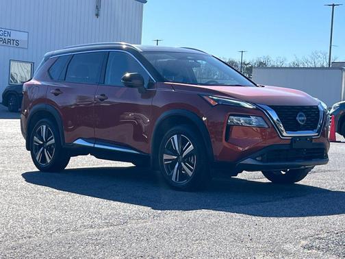 2022 Nissan Rogue SL