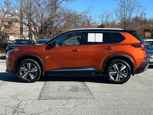2022 Nissan Rogue SL