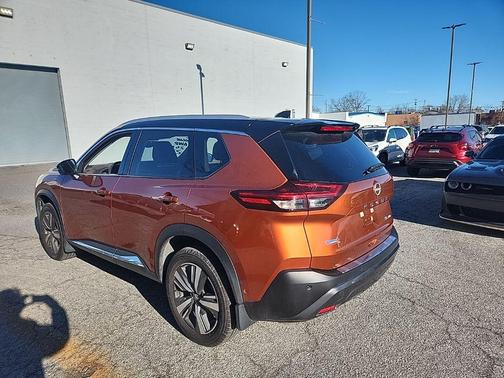 2022 Nissan Rogue SL