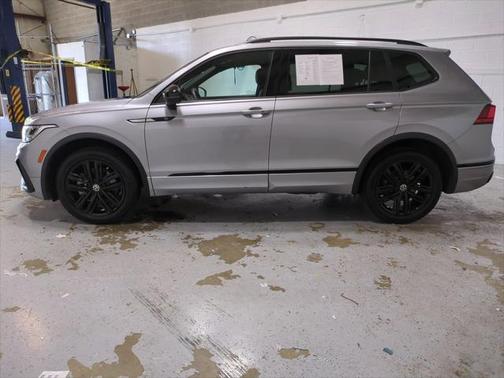2022 Volkswagen Tiguan 2.0T SE R-Line Black 4MOTION