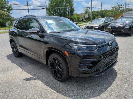 2025 Volkswagen Tiguan 2.0T SE R-Line Black 4MOTION
