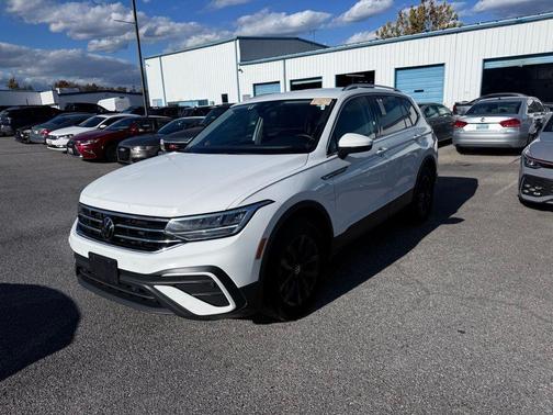 2024 Volkswagen Tiguan 2.0T SE
