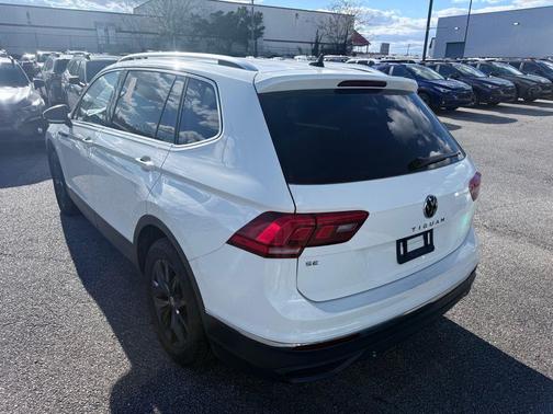 2024 Volkswagen Tiguan 2.0T SE