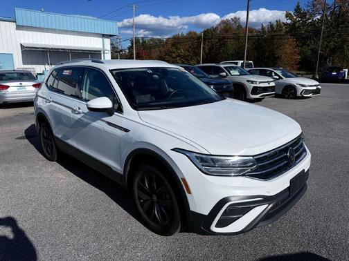 2024 Volkswagen Tiguan 2.0T SE