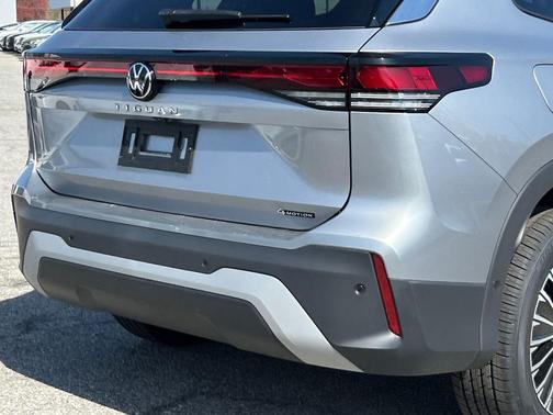 Silver Metallic 2026 Volkswagen Tiguan 2.0T S 4MOTION