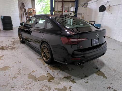 2024 Volkswagen Jetta GLI 2.0T Autobahn