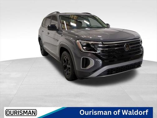 2024 Volkswagen Atlas 2.0T SE w/Technology 4MOTION